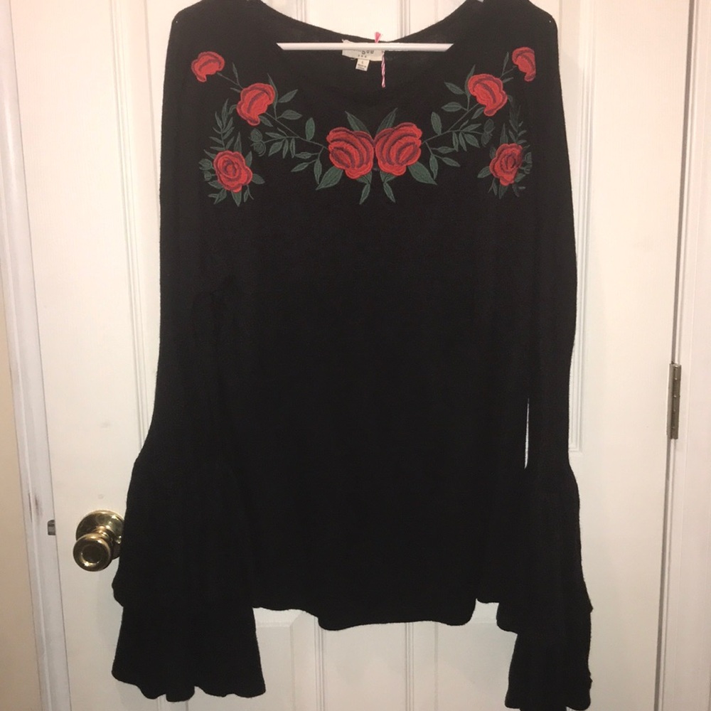 Umgee long sleeve shirt